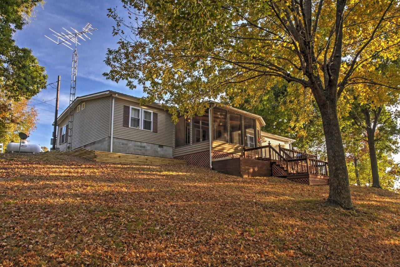 Captivating Cadiz Hideaway With Deck On Lake Barkley Eksteriør bilde
