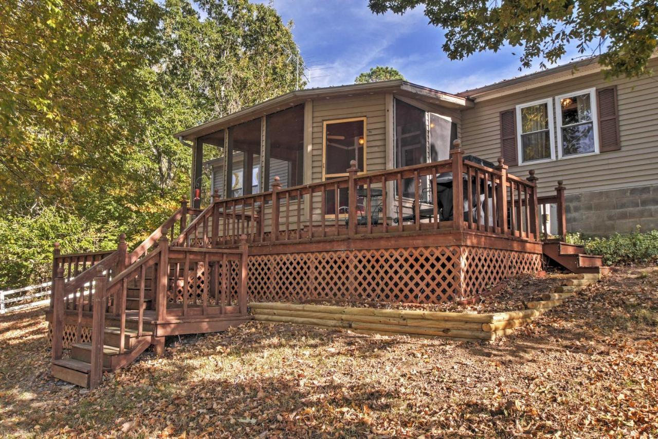 Captivating Cadiz Hideaway With Deck On Lake Barkley Eksteriør bilde